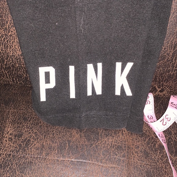 Woman’s Victoria Secret pink Capri - Picture 5 of 6